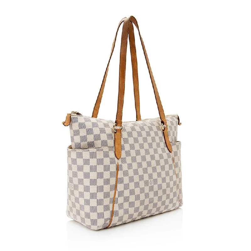 Ladies Louis Vuitton Petite Malle bags in a pastel color for a soft lookLouis Vuitton Damier Azur Totally MM Tote (21456)