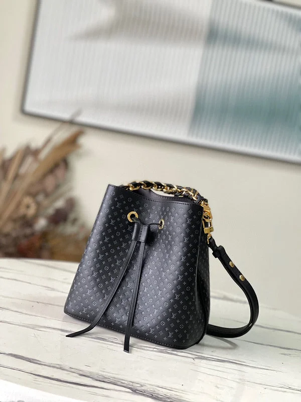 Louis Vuitton bags with a zip - around closure for enhanced securityBC - LOUIS VUITTON BAGS - 184