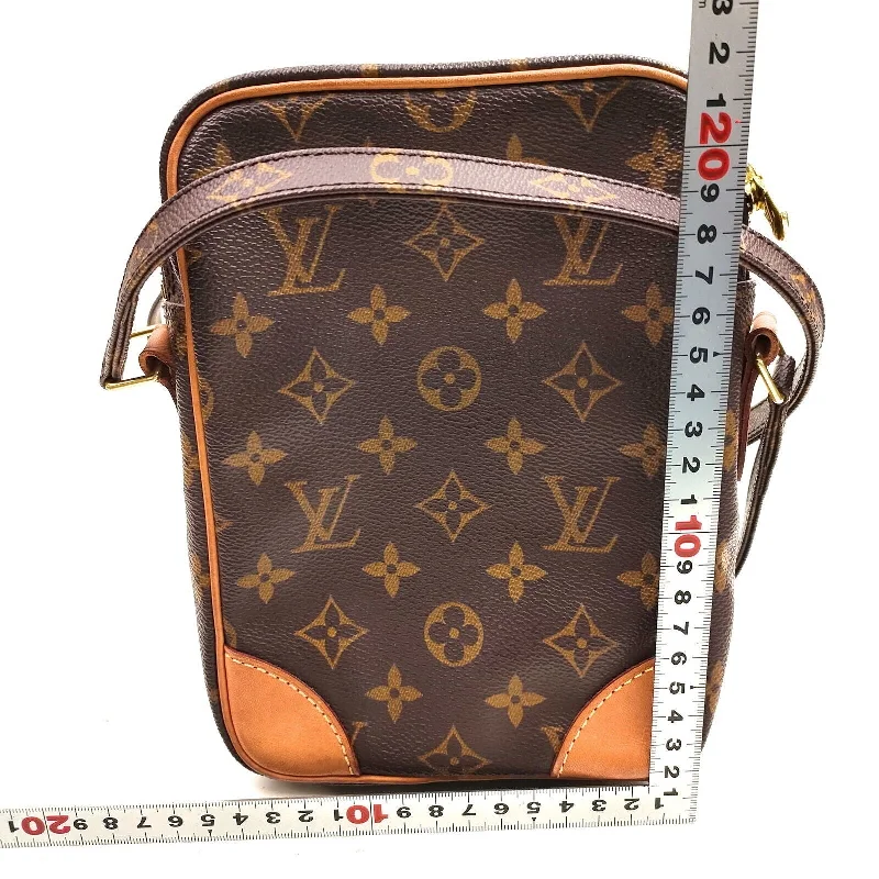 Medium - sized Louis Vuitton tote bags for work and shoppingLouis Vuitton Amazon Brown Monogram Crossbody bag