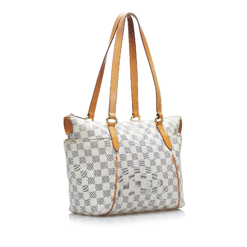 Louis Vuitton tote bags with a spacious interior and multiple pocketsLouis Vuitton Damier Azur Totally PM (Z8g3hk)