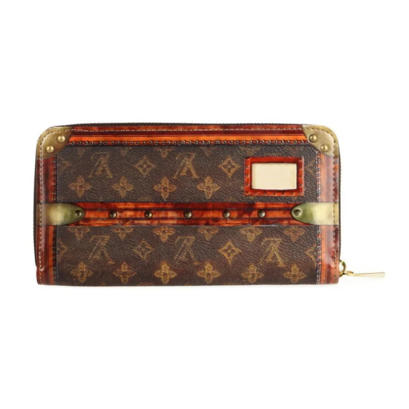 Louis Vuitton handbags with a patent - leather finish for a shiny lookLouis Vuitton Brown Canvas Zippy wallet wallet accessories