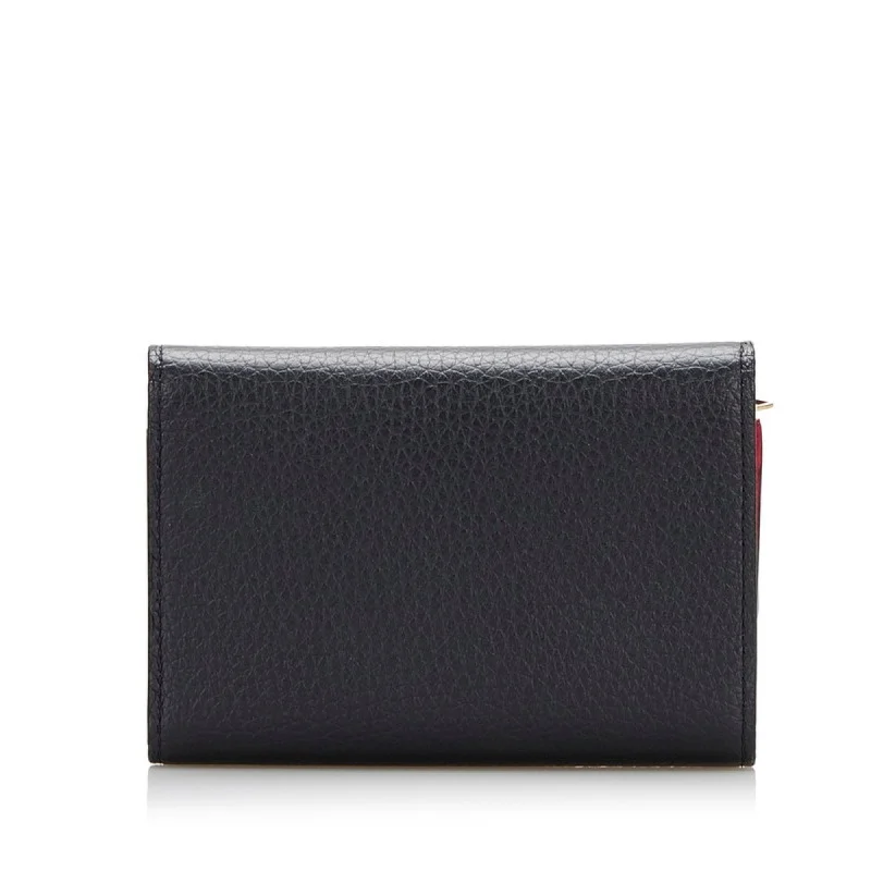 Louis Vuitton bags with a magnetic snap closure for easy accessLouis Vuitton Black Leather Capucines wallet accessories