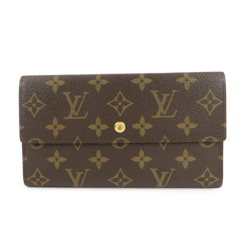 Louis Vuitton Twist bags with the iconic LV - turnlock closureLouis Vuitton Monogram Porte Tresor International Wallet M61215