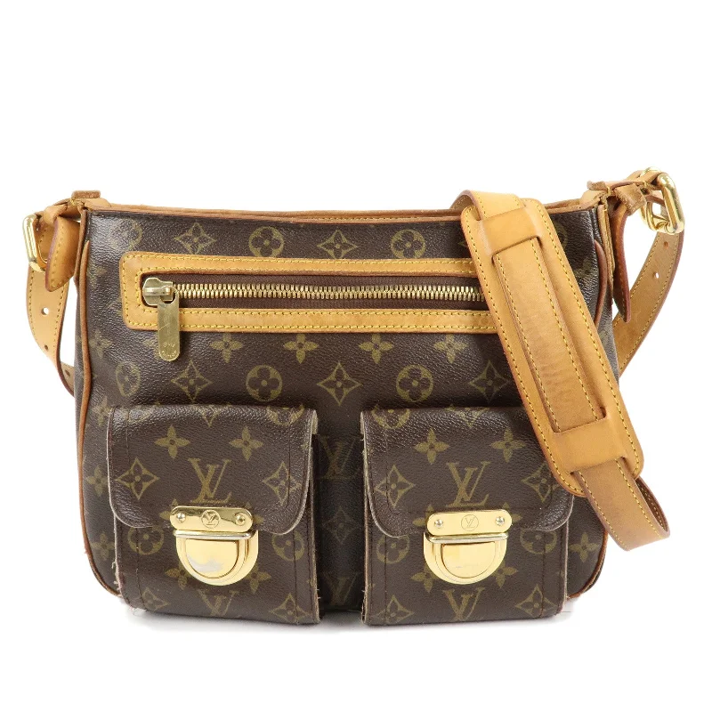 Louis Vuitton bags with a detachable mobile phone holder for convenienceLouis Vuitton Monogram Hudson GM Shoulder Bag M40045