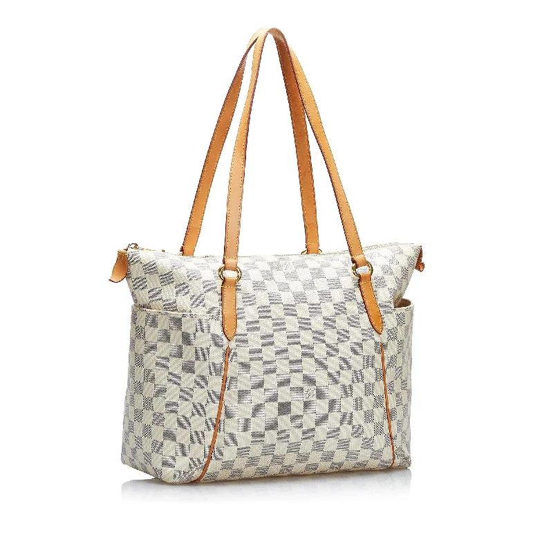 Ladies Louis Vuitton Capucines bags with gold - toned hardwareLouis Vuitton Damier Azur Totally MM (ynBfFB)