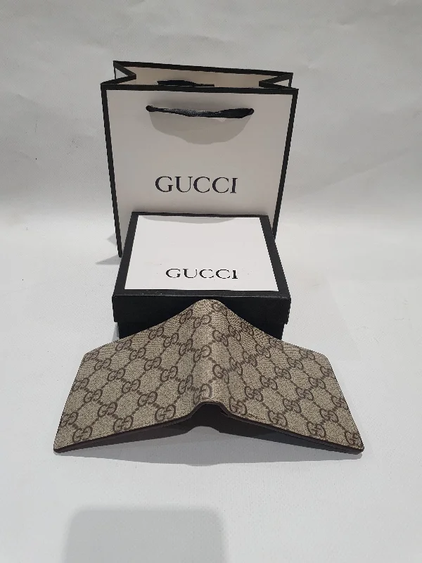 Women Gucci bags with a detachable mobile phone holderGucci Wallet (Men)