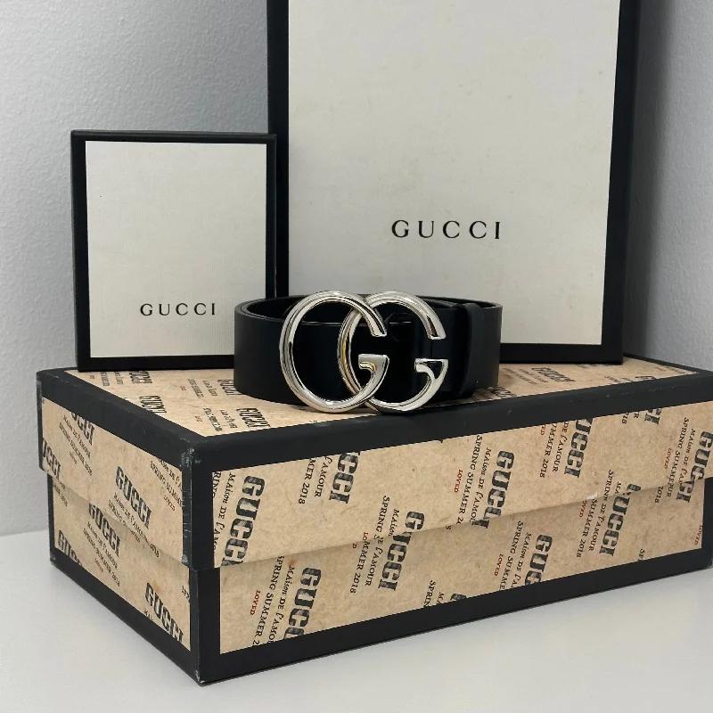 Women Gucci bags with interlocking G hardware for a classic lookGucci - Ceinture GG Marmont