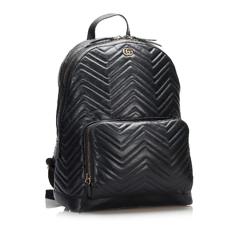 Gucci Marmont bags for women with a contrast - colored interiorGucci GG Marmont Backpack (SHG-dR41lk)