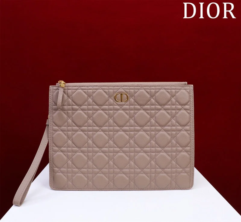 Luxury Christian Dior crossbody bags with a chain - link strapBC - Dior Bags - 771