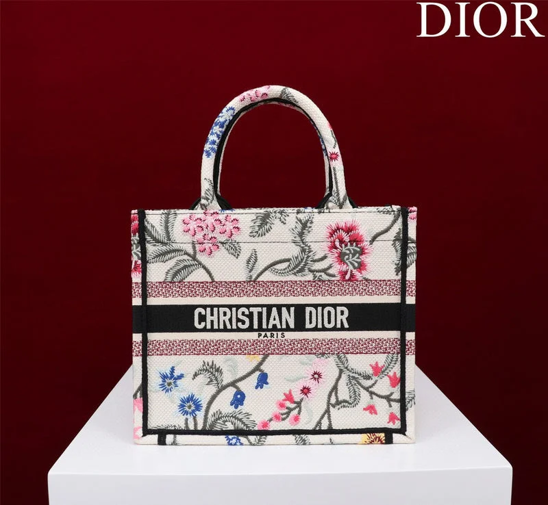 Christian Dior Saddle bags with a patent leather finish for a shiny lookGAK BAGZ - Dior Bags - 1389