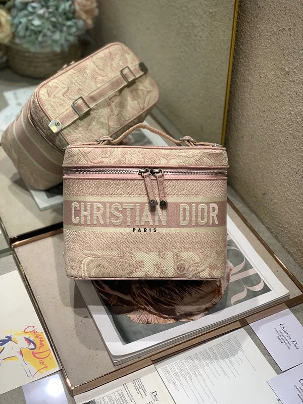 Christian Dior Saddle bags with a patent leather finish for a shiny lookGAK BAGZ - Dior Bags - 141