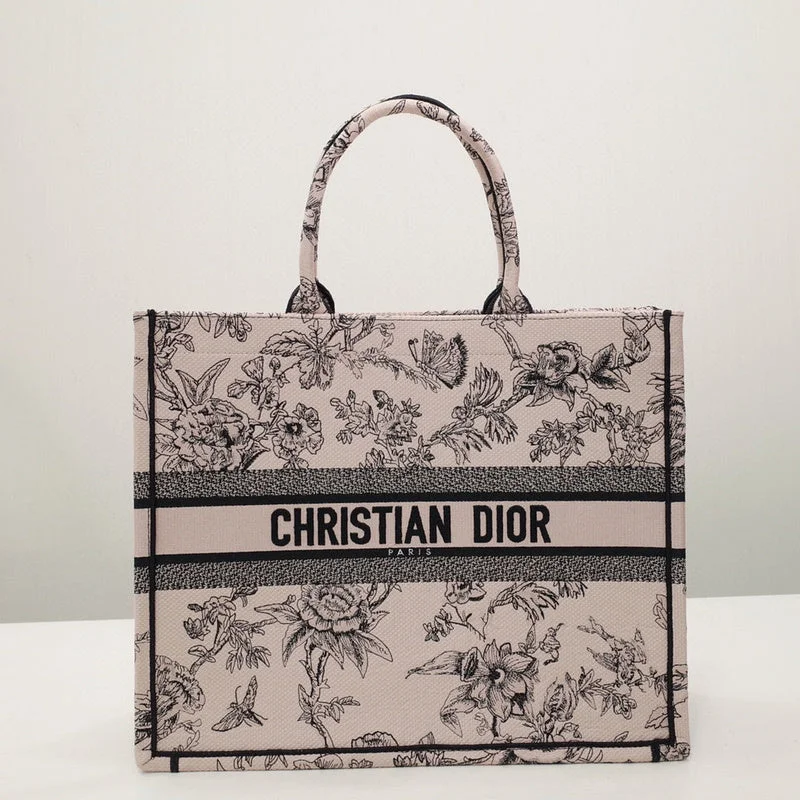 Luxury Christian Dior crossbody bags with a chain - link strapGAK BAGZ - Dior Bags - 1594